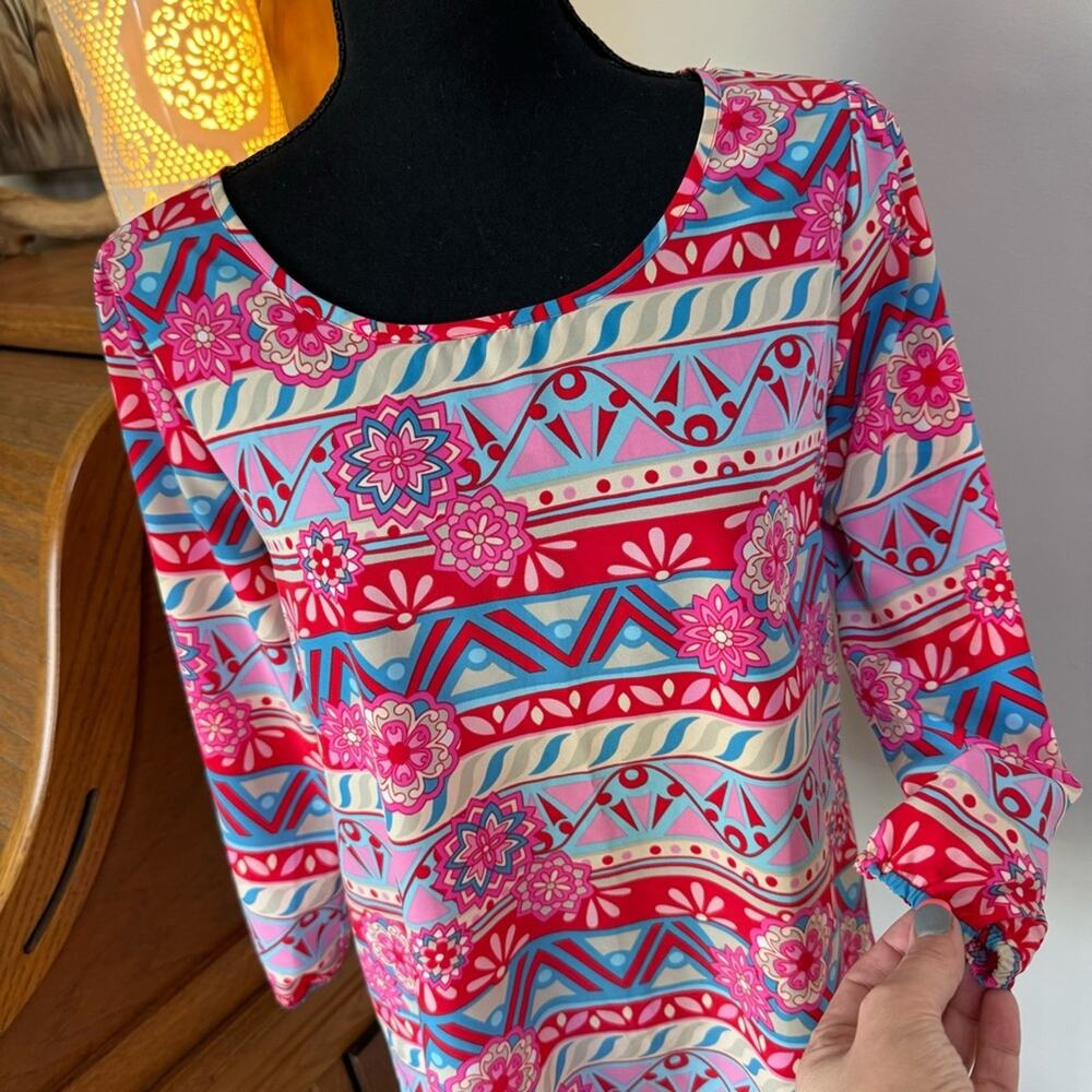Boutique Colorful Scoop NeckMOD Style Women's Top with Geometric Patterns ~S/M - Picture 4 of 14